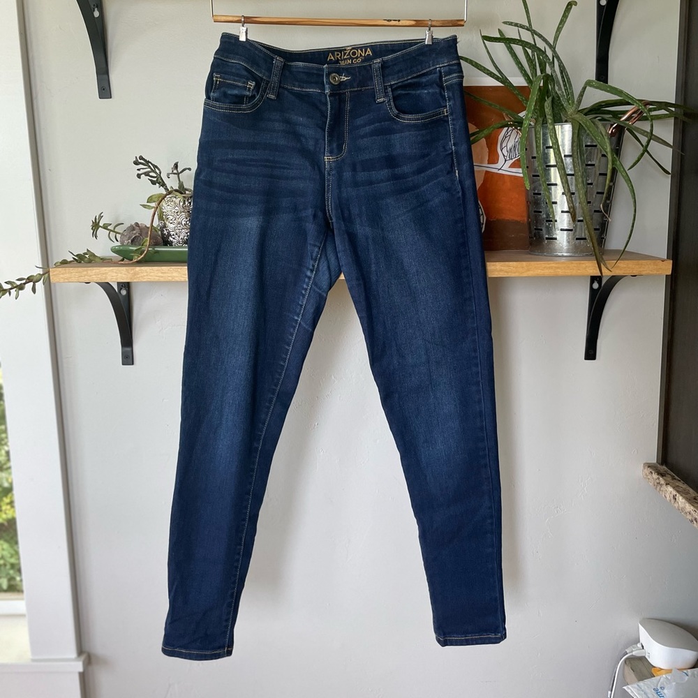 Arizona Class Dark Rinse Stretch Skinny Jean Size 5